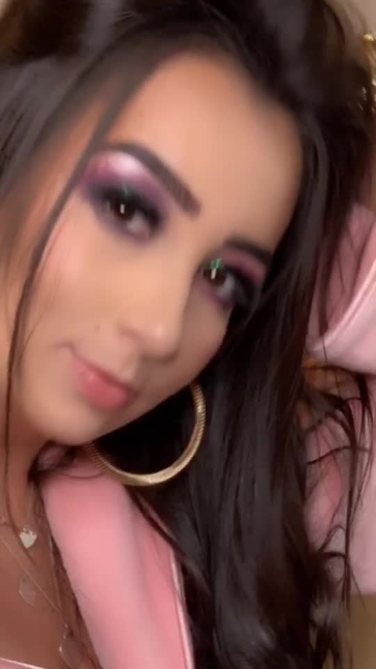 @JheniferNagy