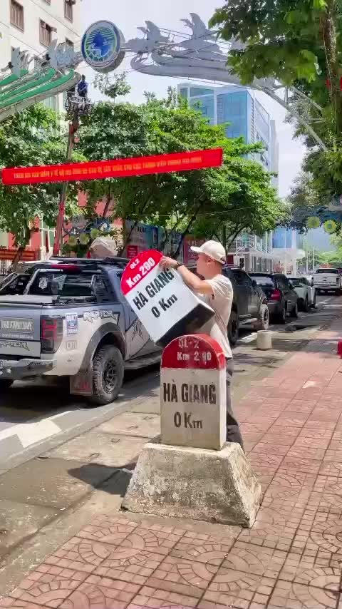 @Hồng Văn