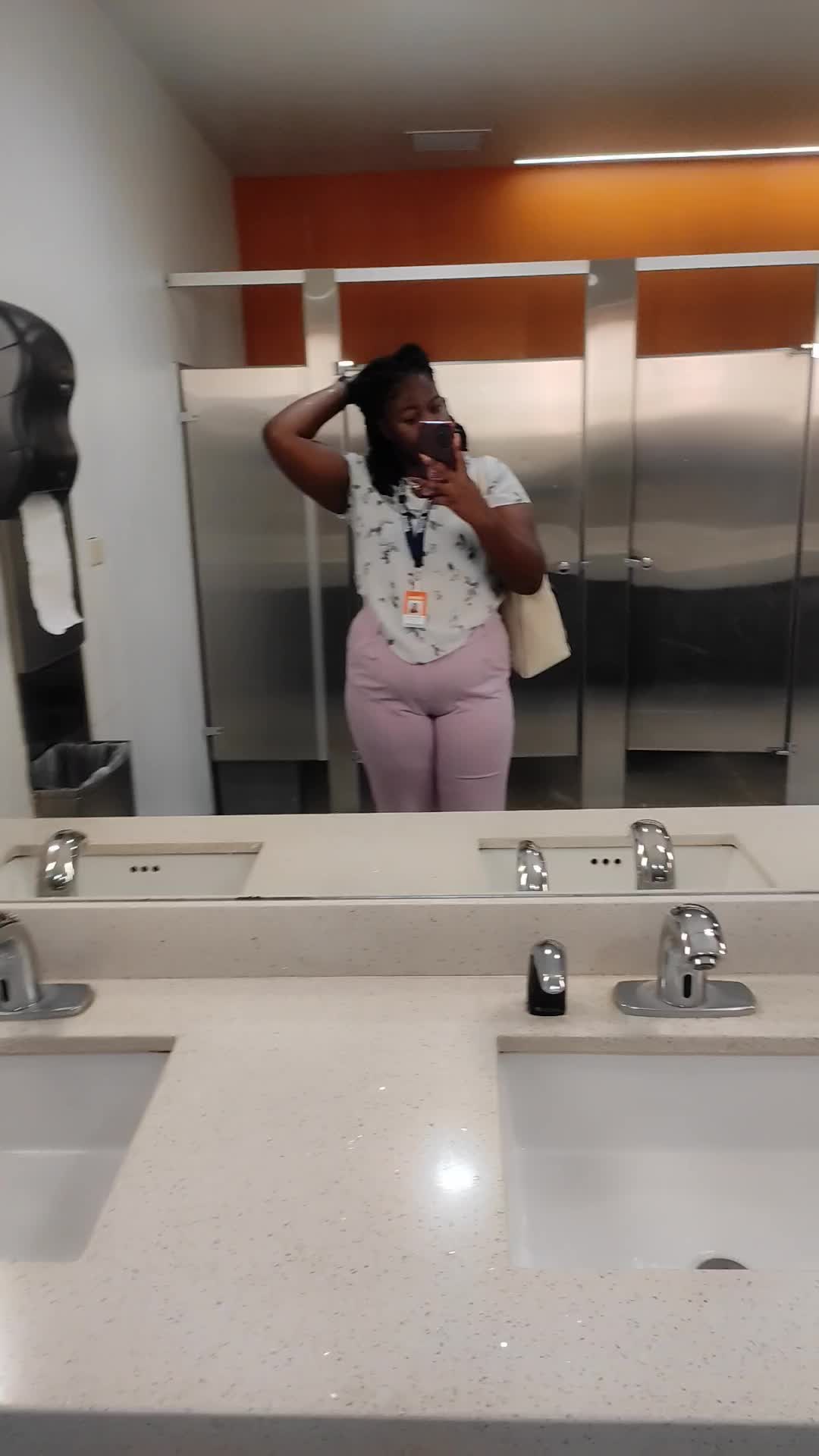 @💕Mo🥴🇯🇲