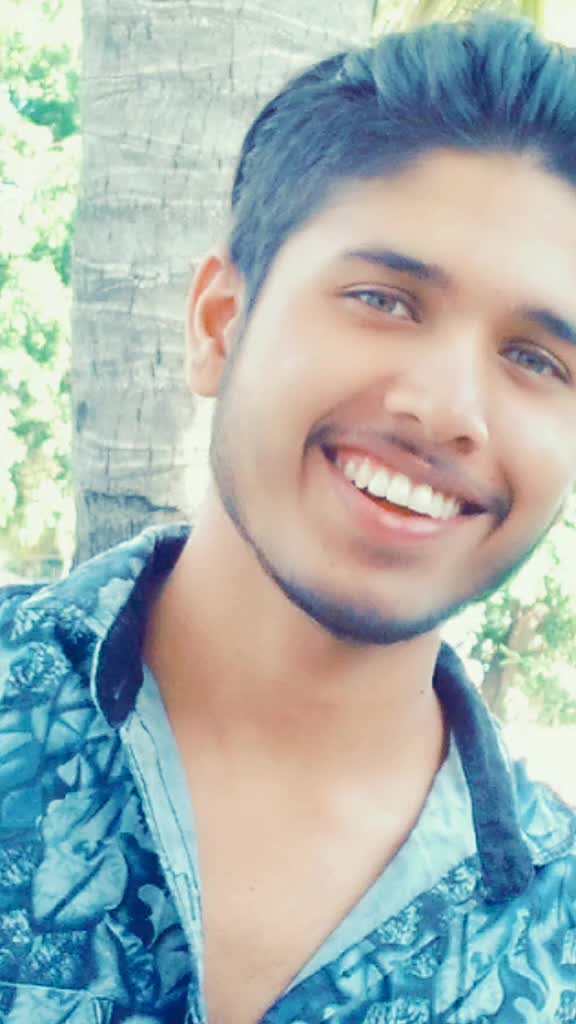 @ABHISHEK PRINCE👑