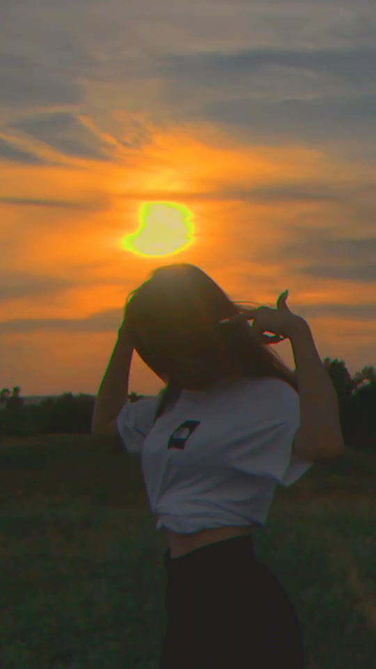 @𝕶𝖗𝖎𝖘 𝖁𝖆𝖓𝖉𝖊𝖗