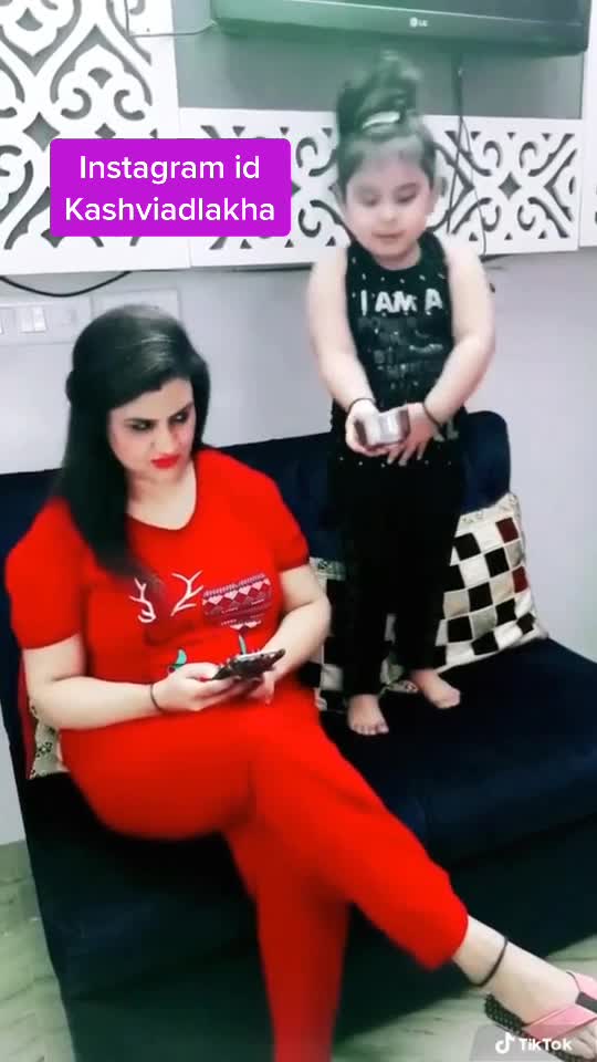 @♥️KASHVI ADLAKHA♥️