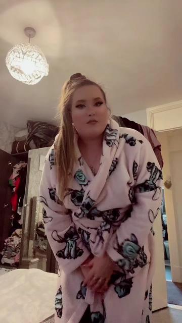 @Natasha24xox