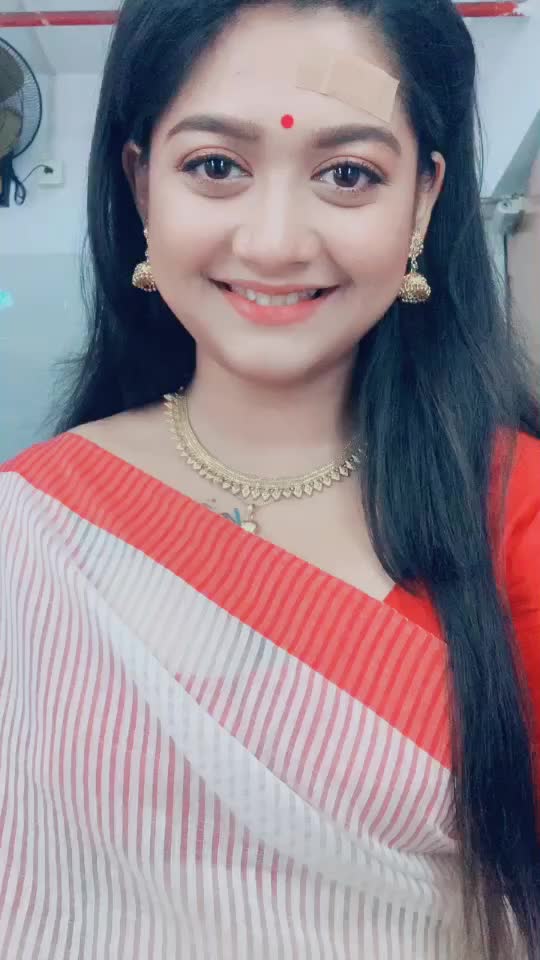 @Pratyusha Paul 👑