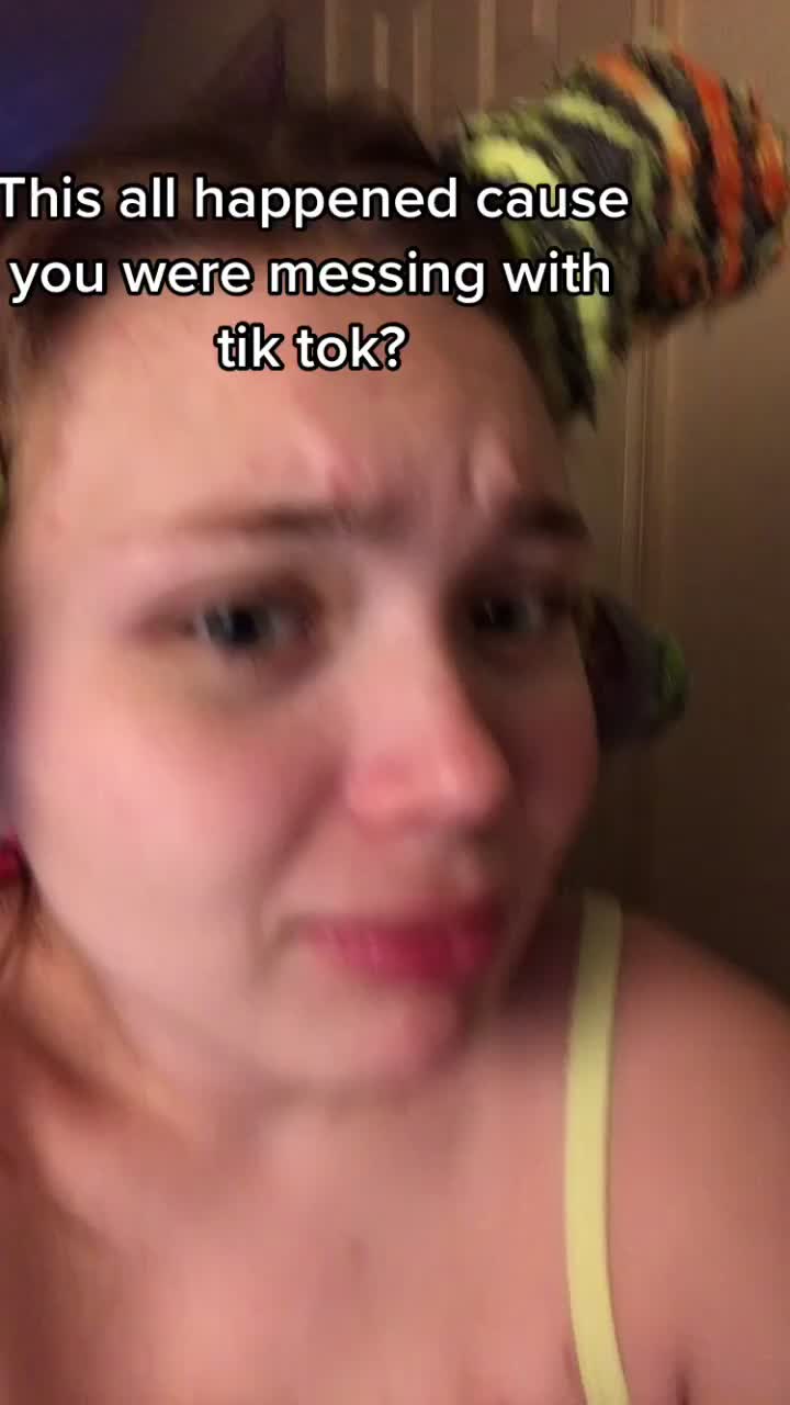 @paigez