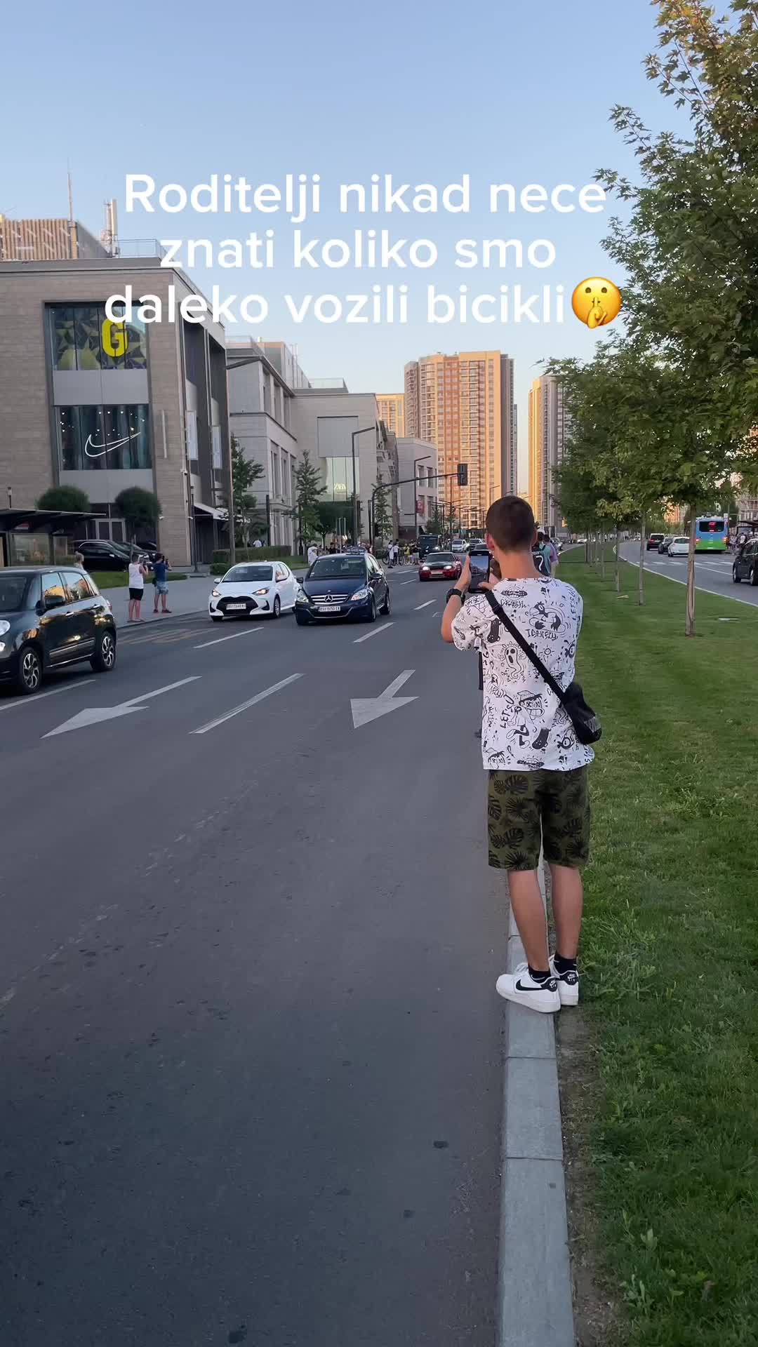 @Cloxy