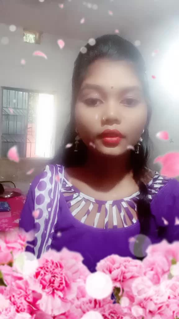 @sagarika Tung