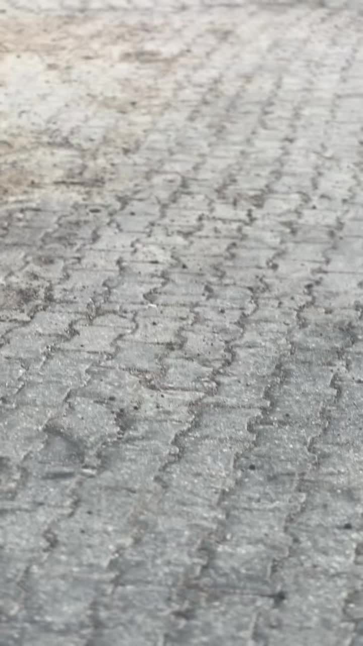 @H&Uuml;SEYİN 