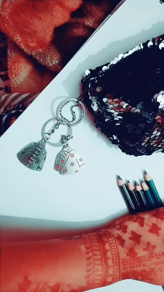 @Naina(gugglo)❤❤
