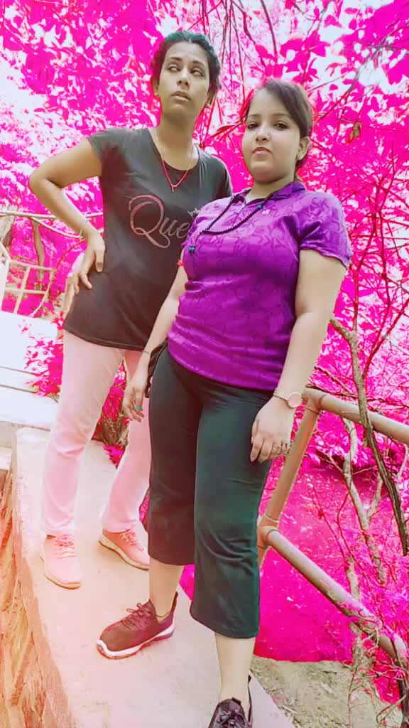 @👑Khushi Singh💝