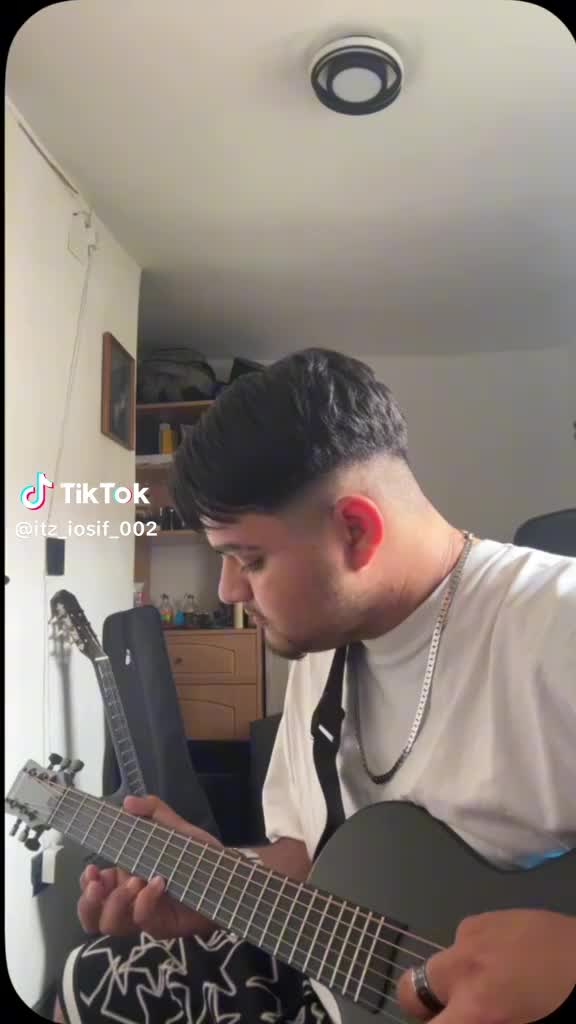 @Alexya