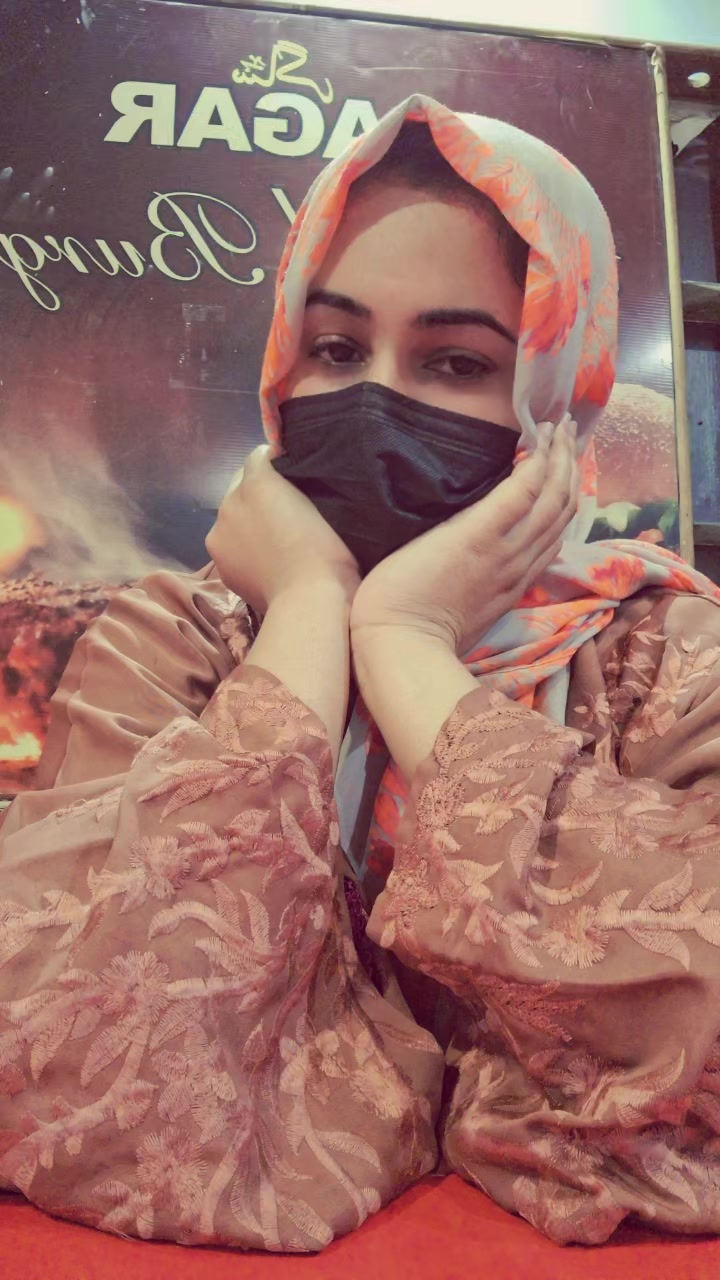 @Marŕÿ_QUêên🦋