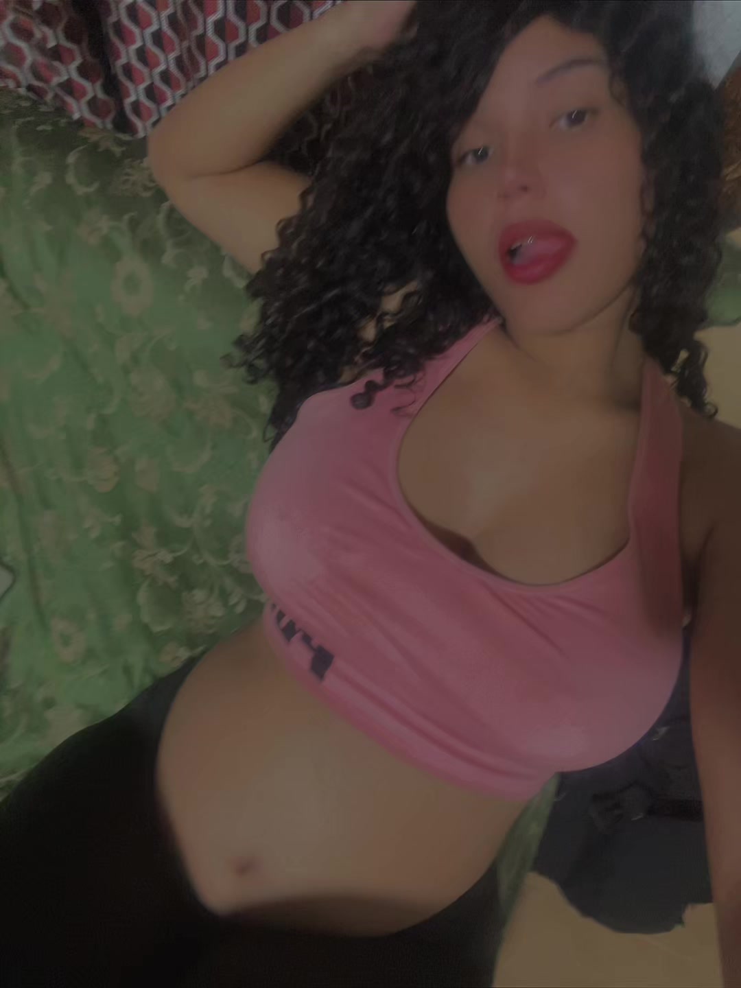 @Anny👑