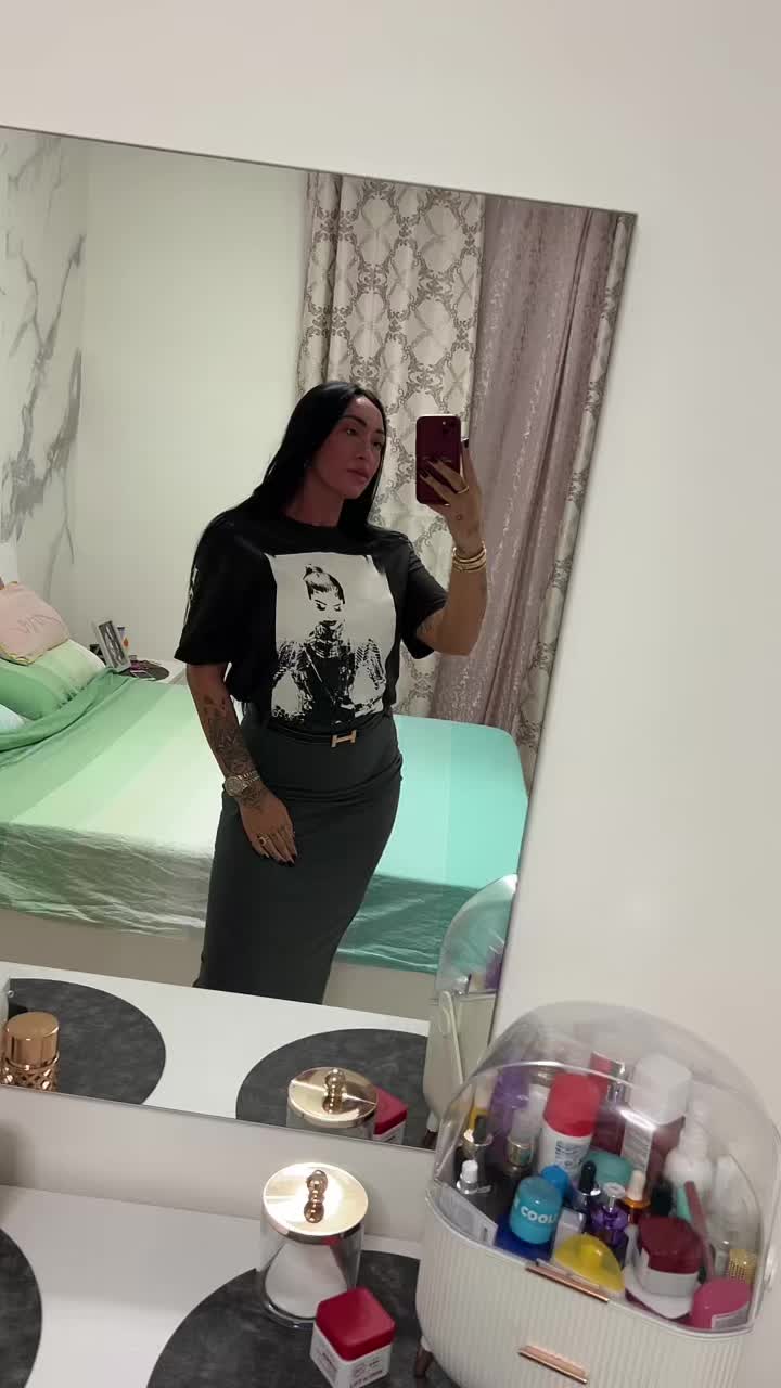 @🦋Nicoleta 🇷🇴