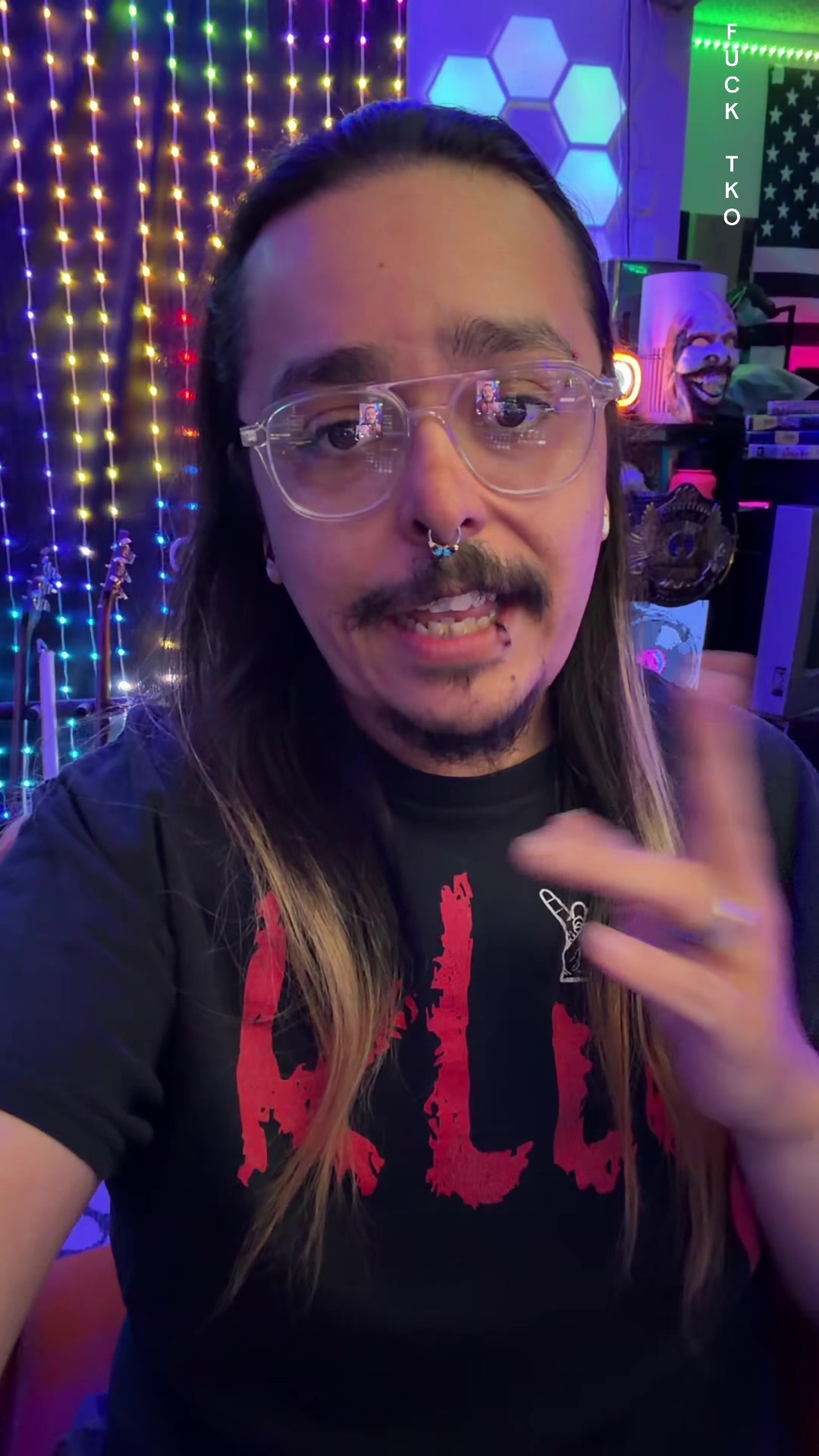 @JoshVibesUp