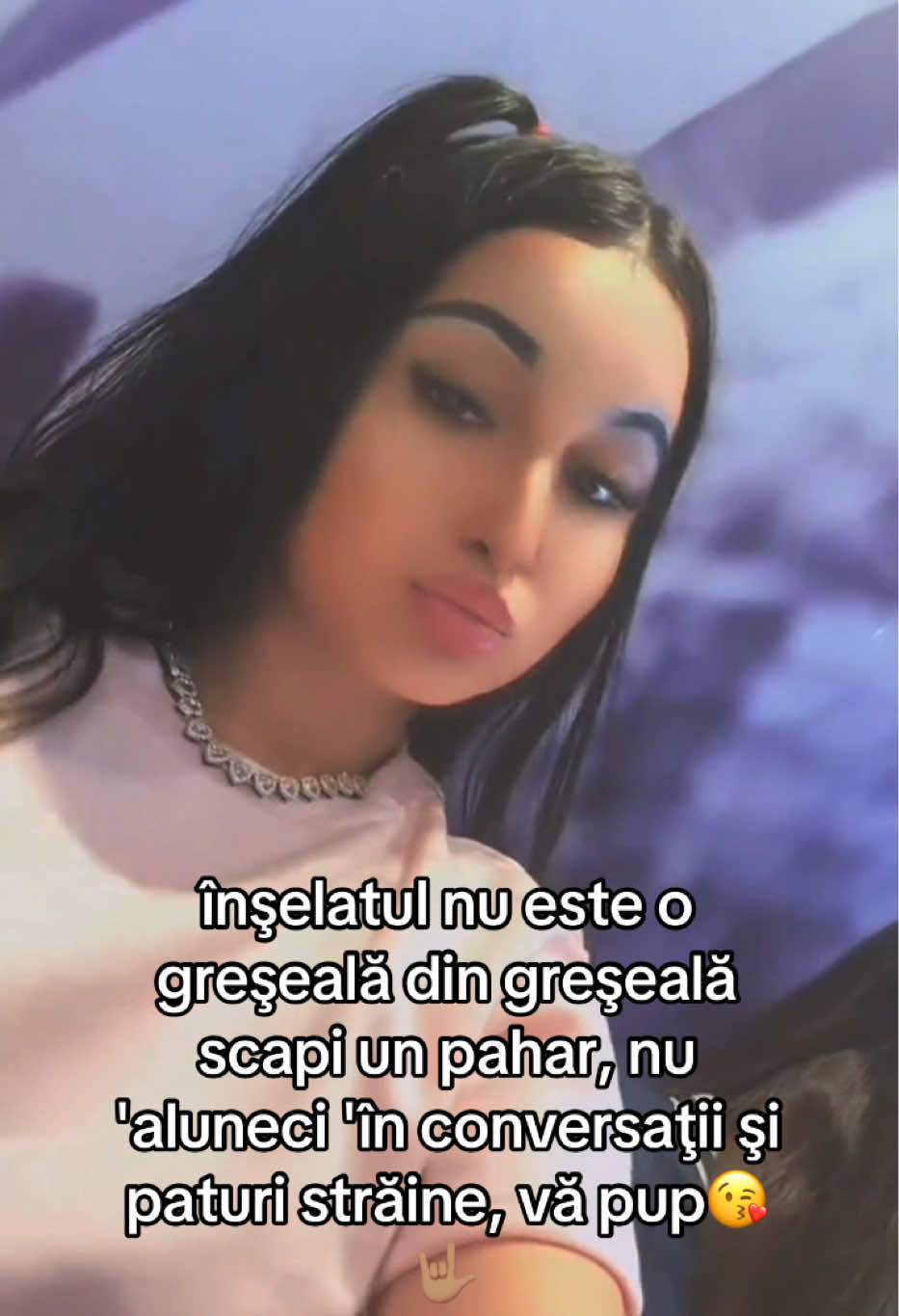 @•👸🏻•