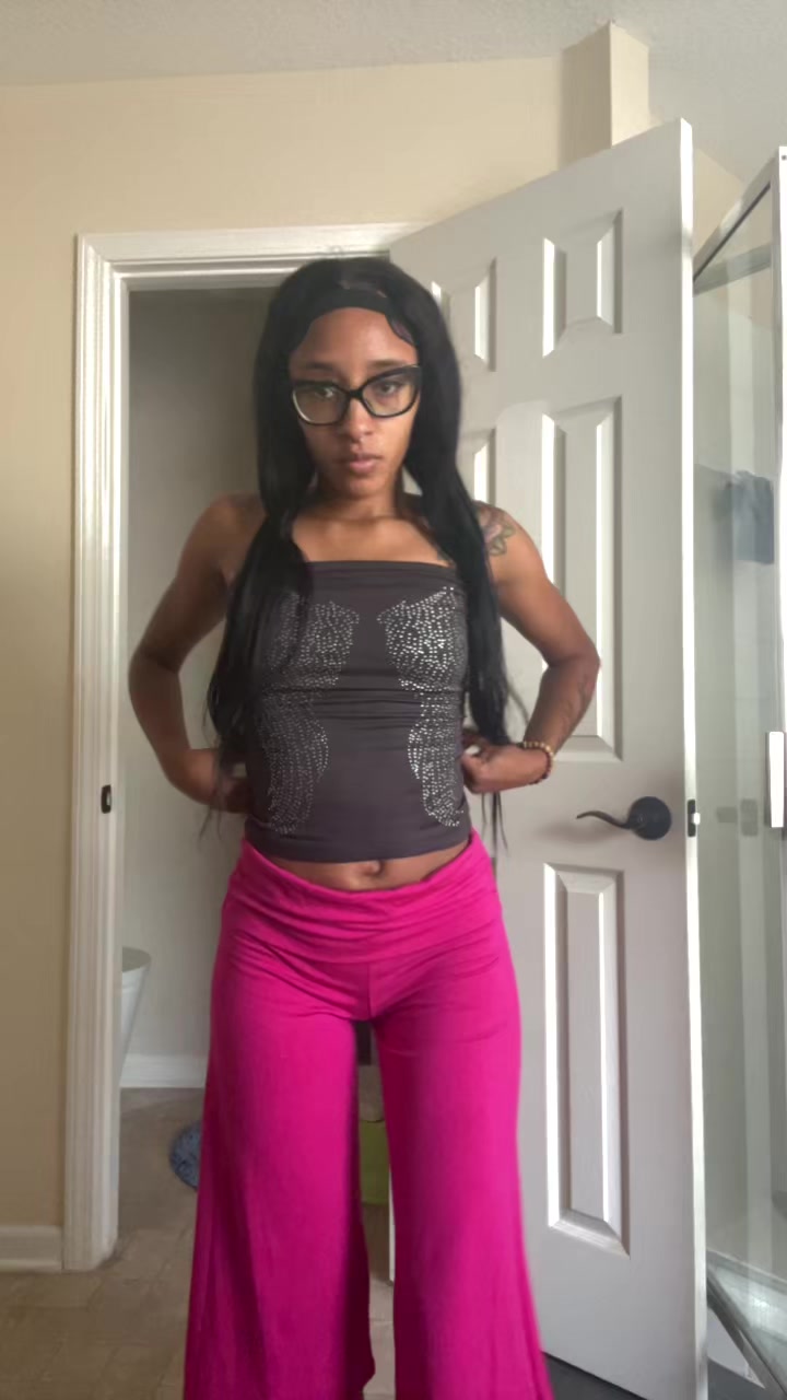 @Ickynikki