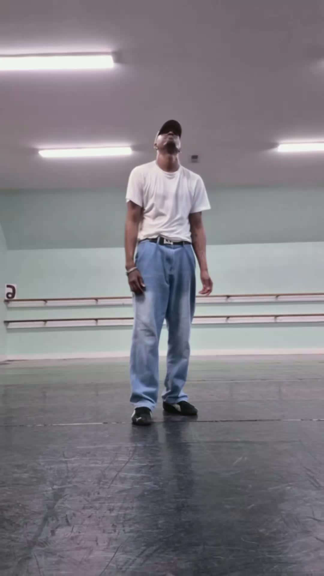 @Dancemachine