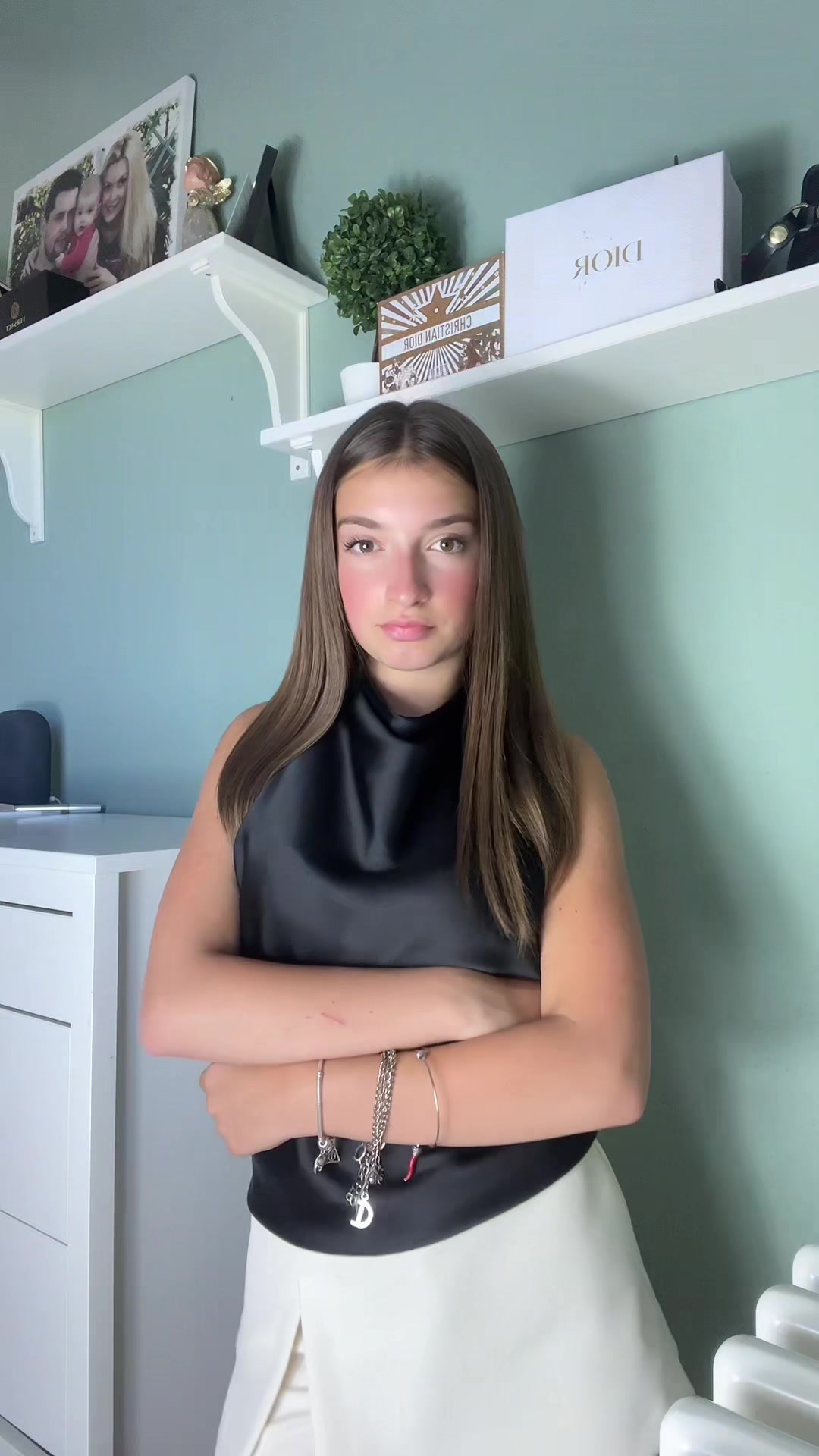 @nicolee