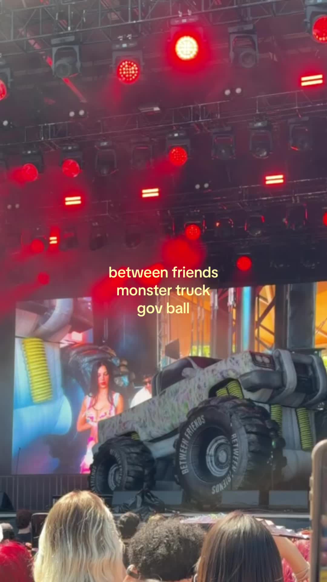 @eyesonbtwnfriends