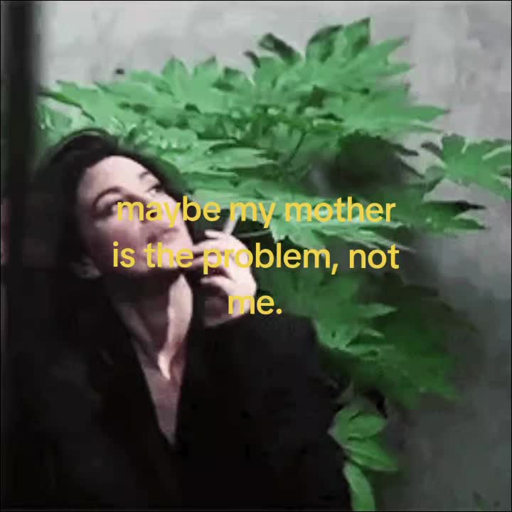 @☭