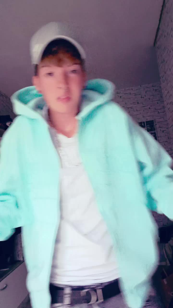 @Kingslowly