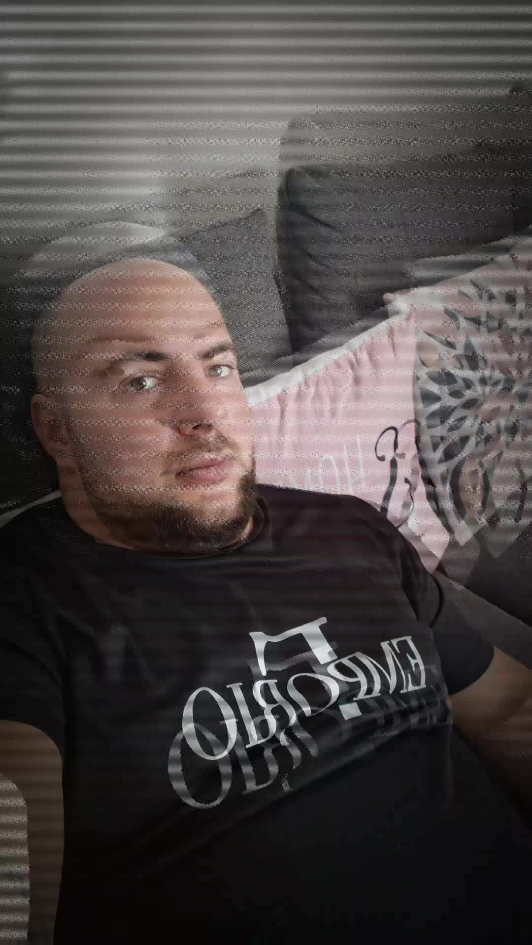 @𝒮𝓋ℯ𝓃