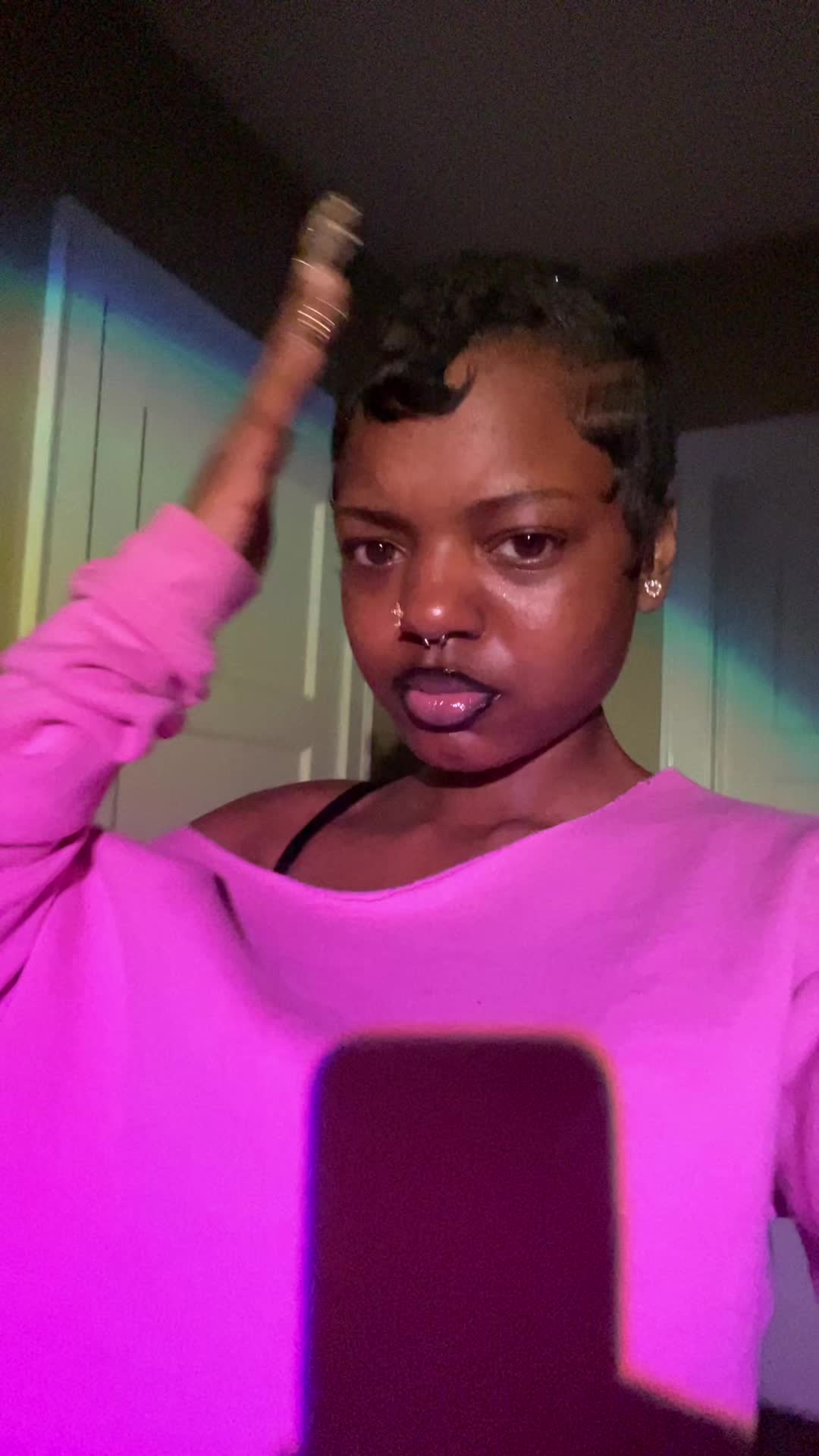 @NinaSarafina