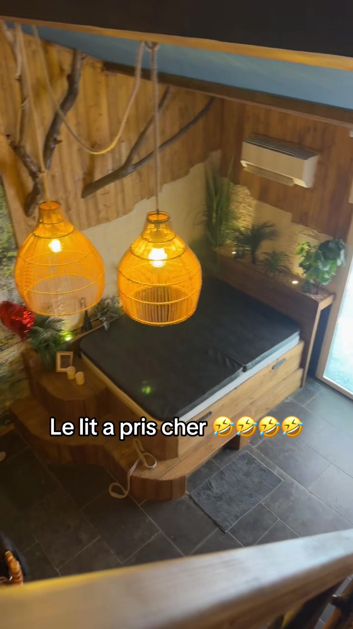 @Les aventures de JUJU