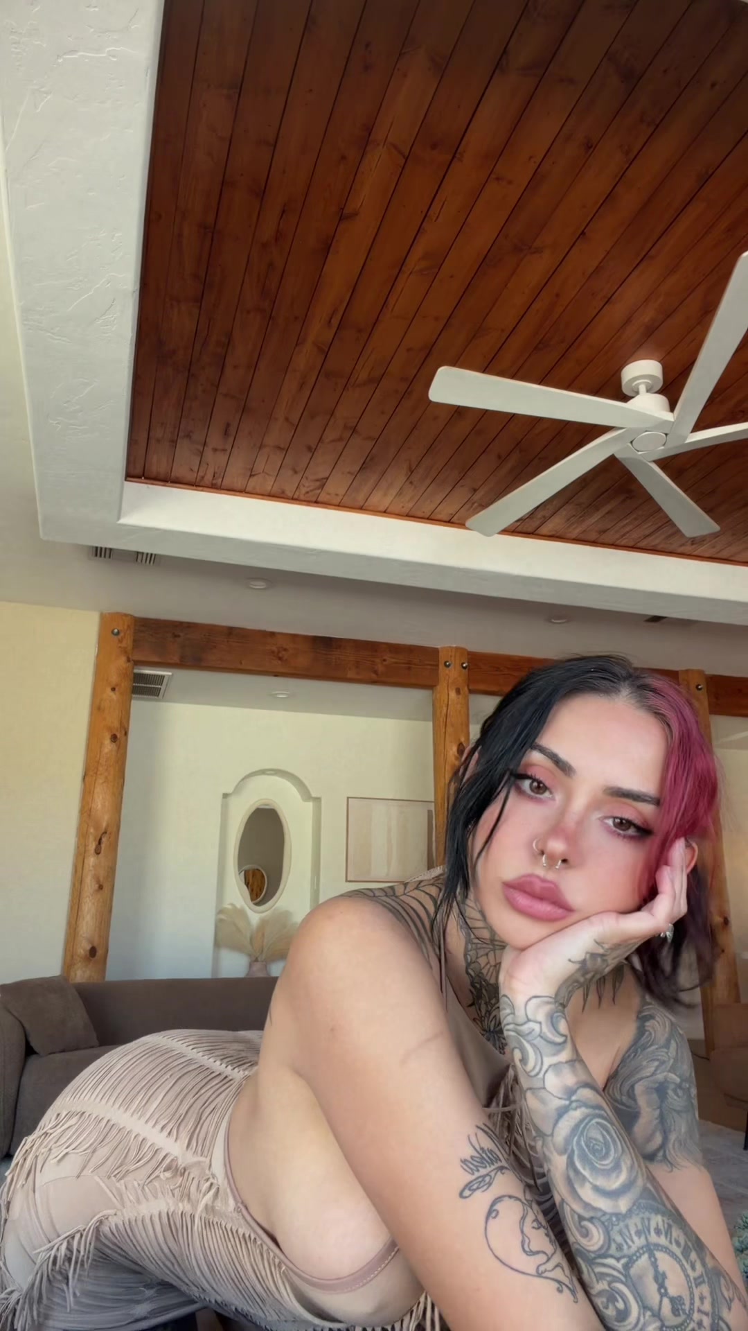 @villaincyn