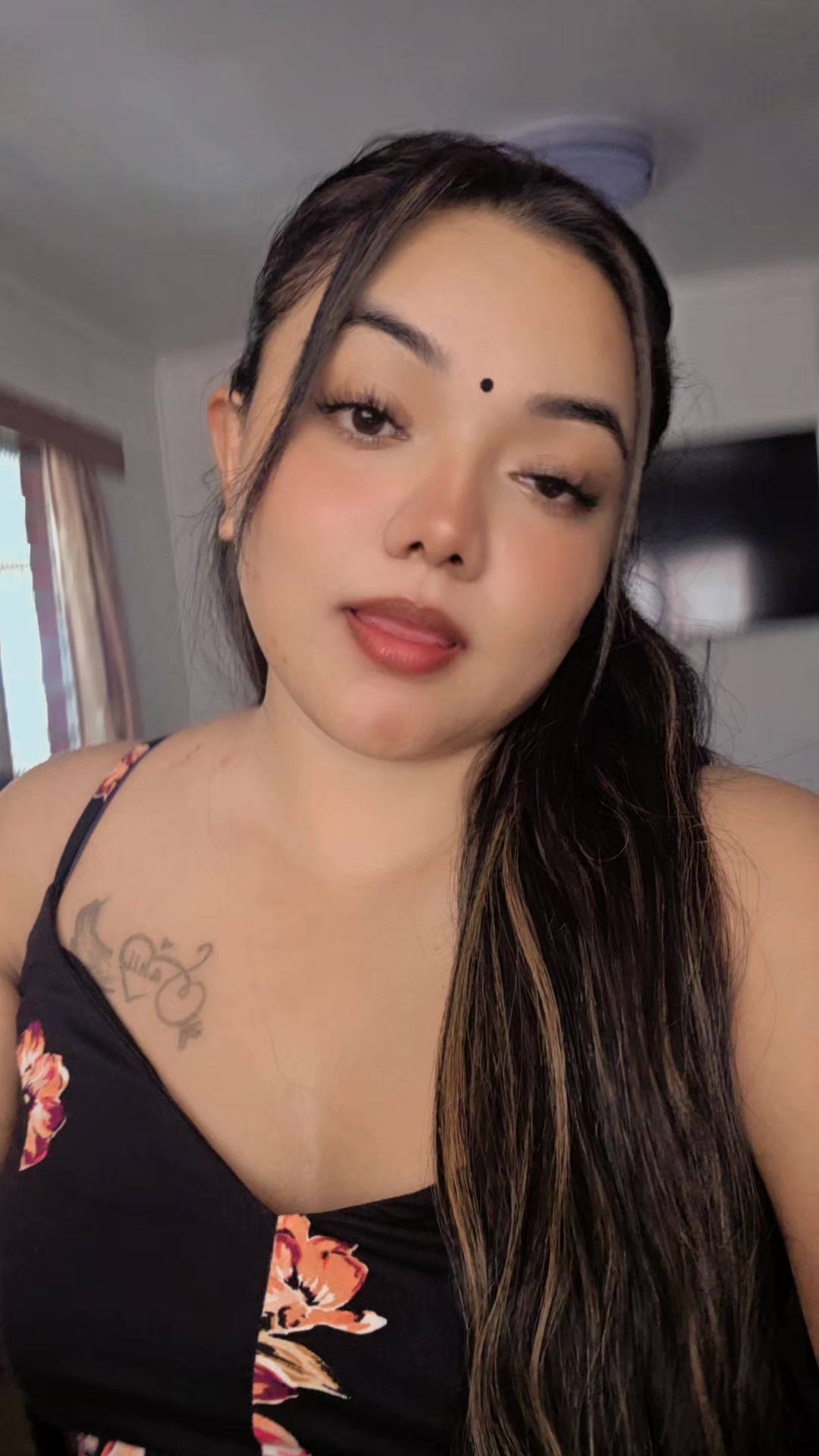@Sharon_Raj🔥