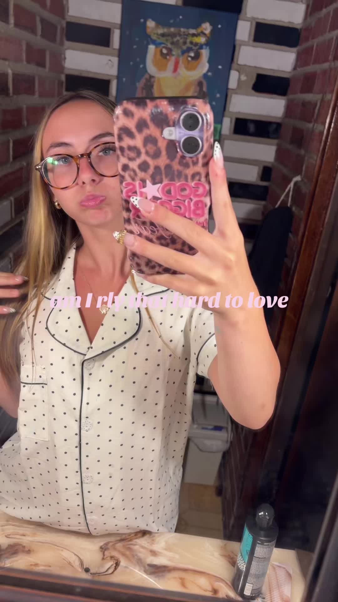 @???