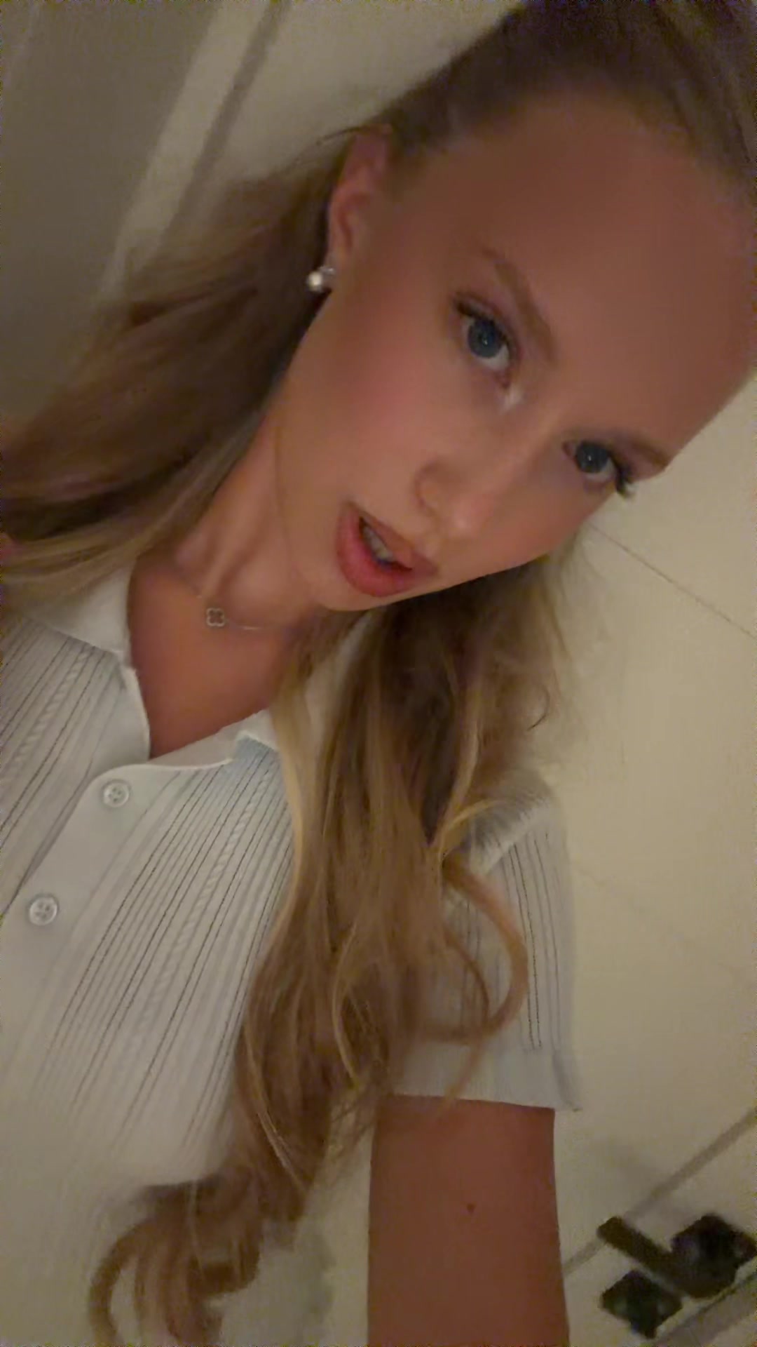 @тгк: darinaxq