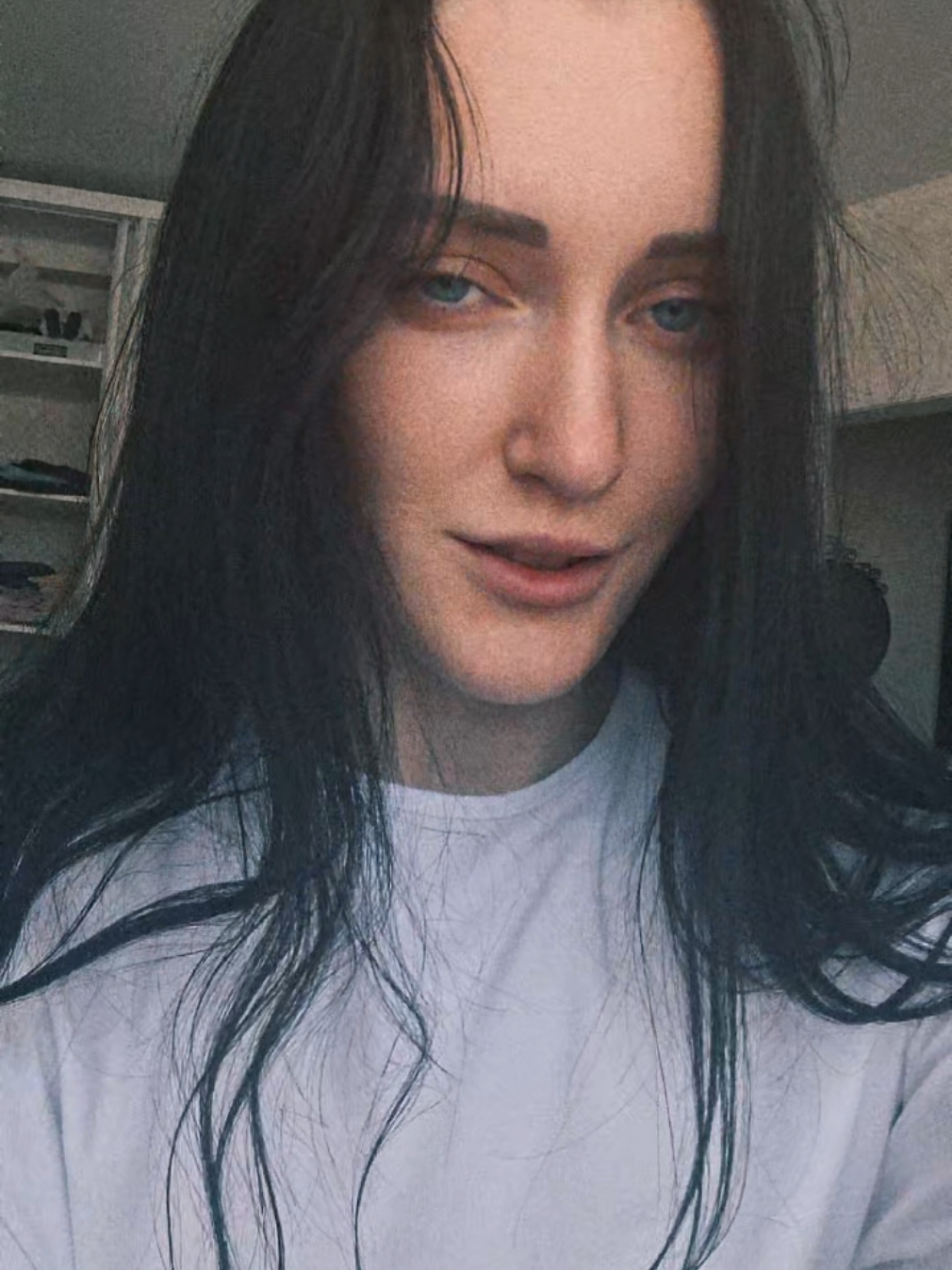 @Саша🖤