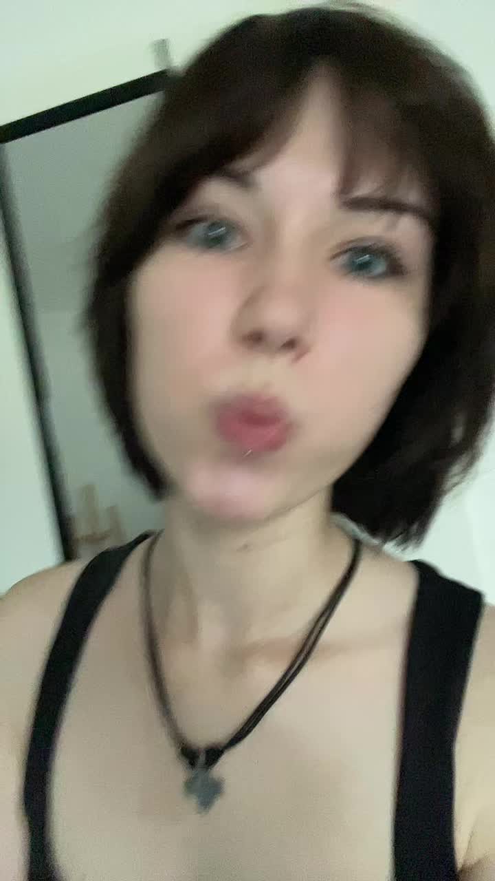 @𝔴𝔥𝔦𝔰