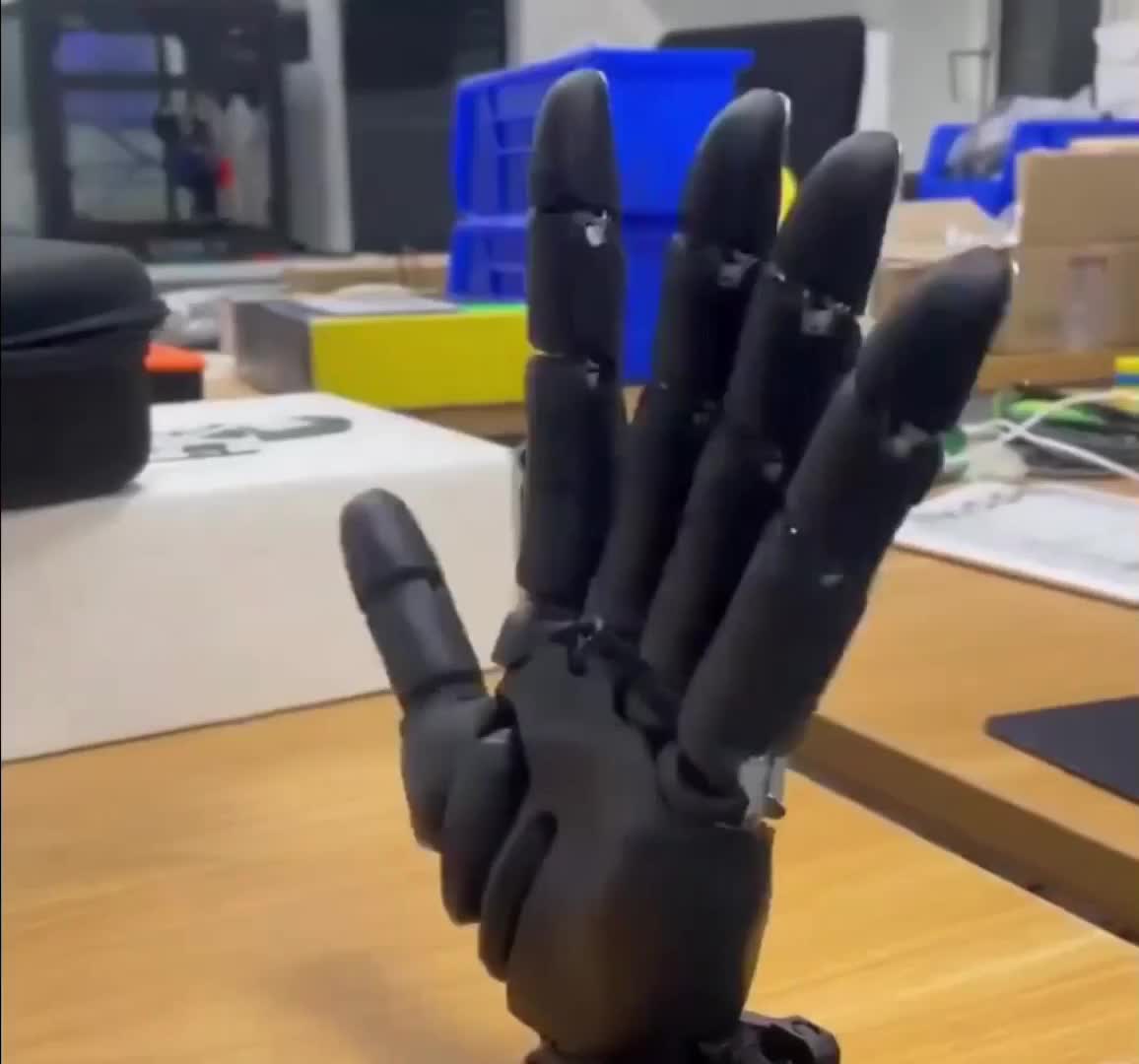 @techniahqrobot