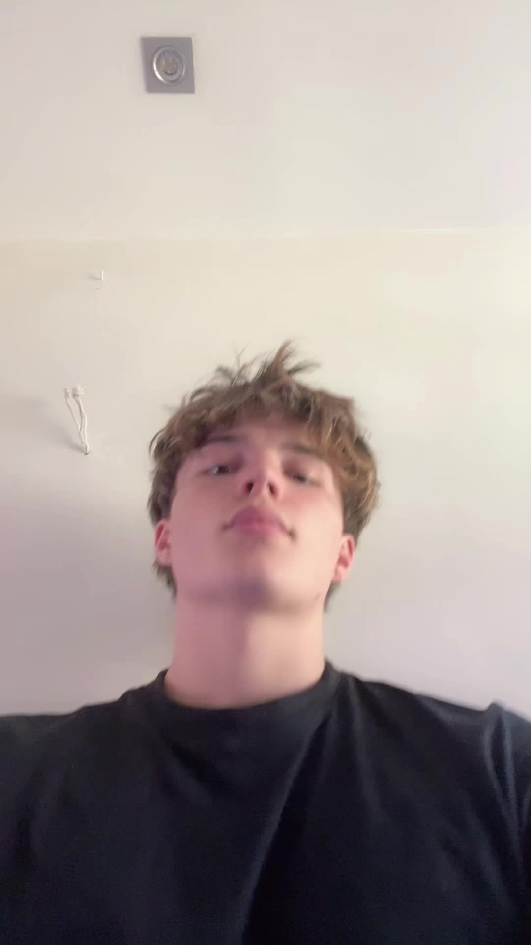 @Ice 🧊