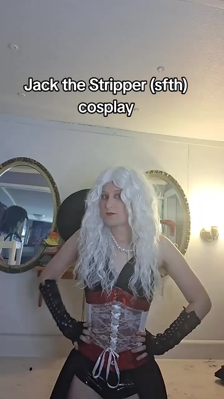 @Siege.cosplay (sfth's version)