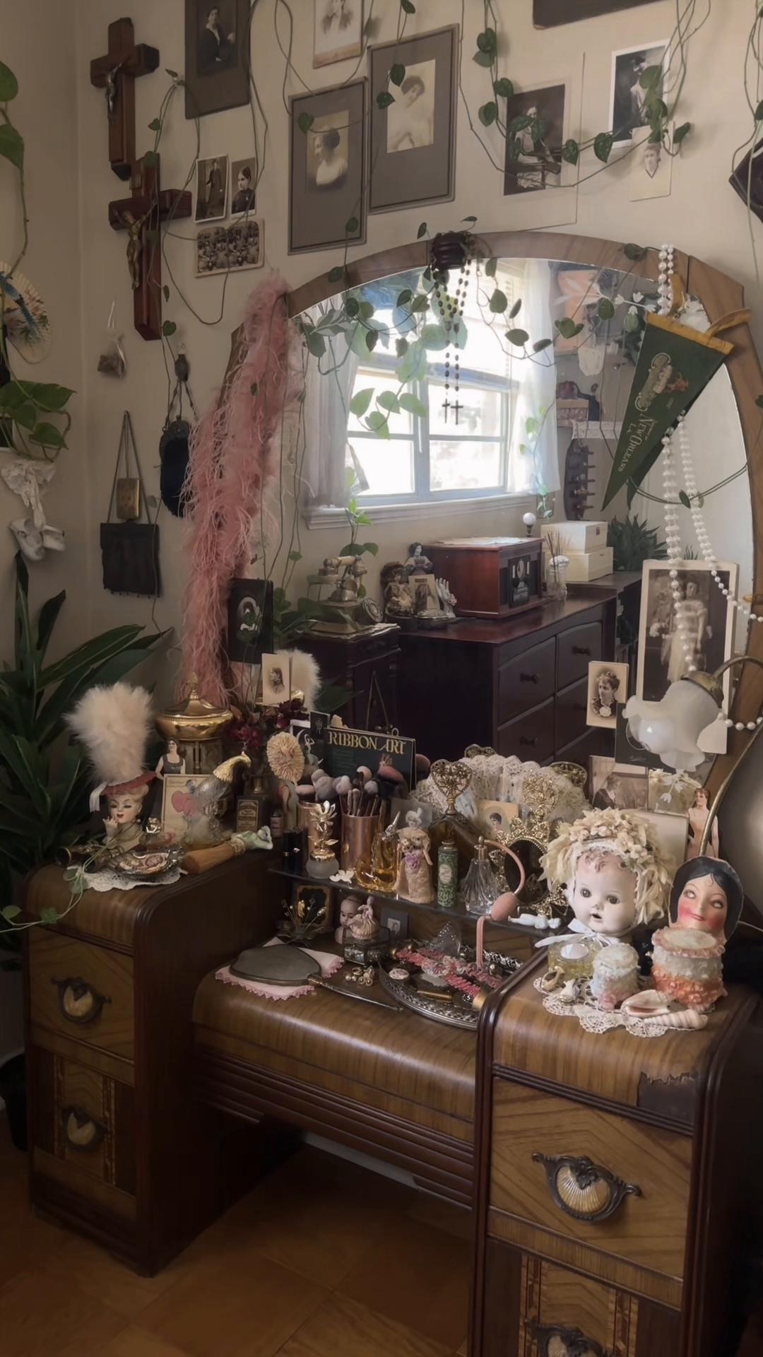 @𝓚𝓪𝔂𝓵𝓪🦇