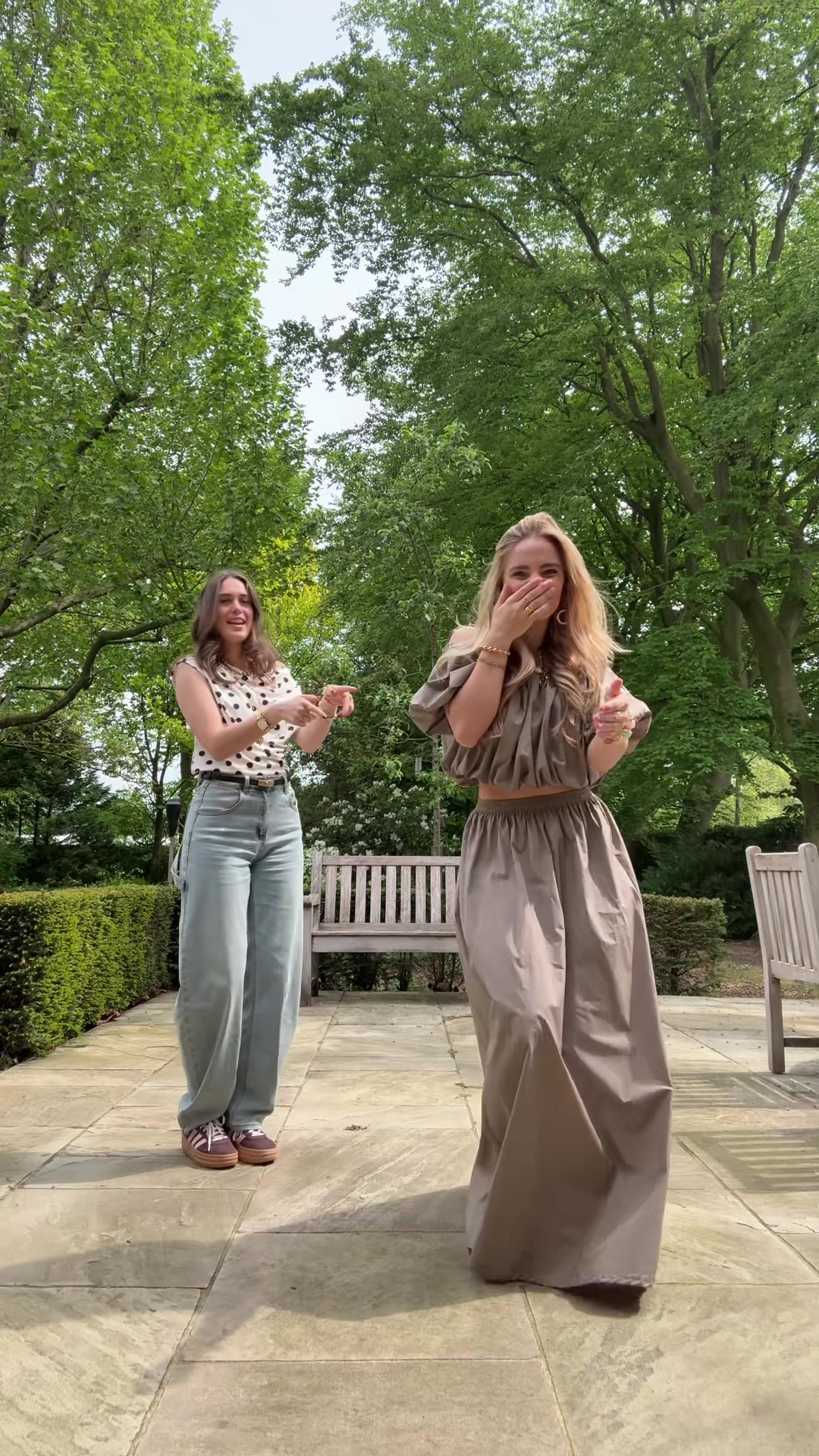 @AT STYLES - FASHION STORE