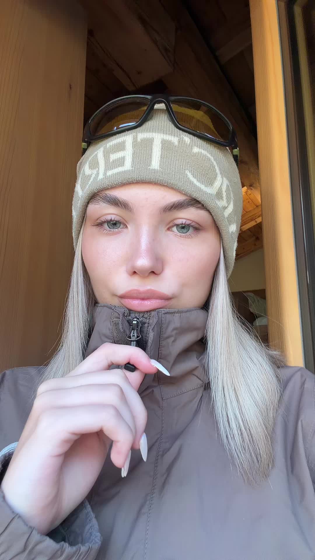 @ᴀɴɴᴀʟᴇɴᴀ