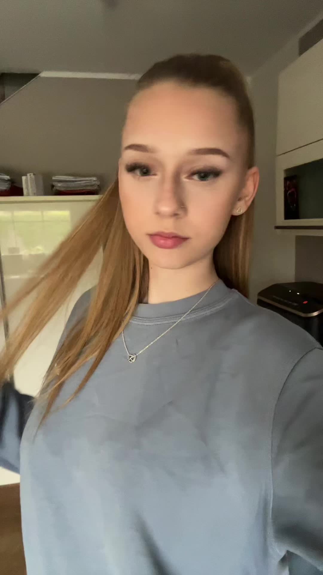 @✌🏻ici