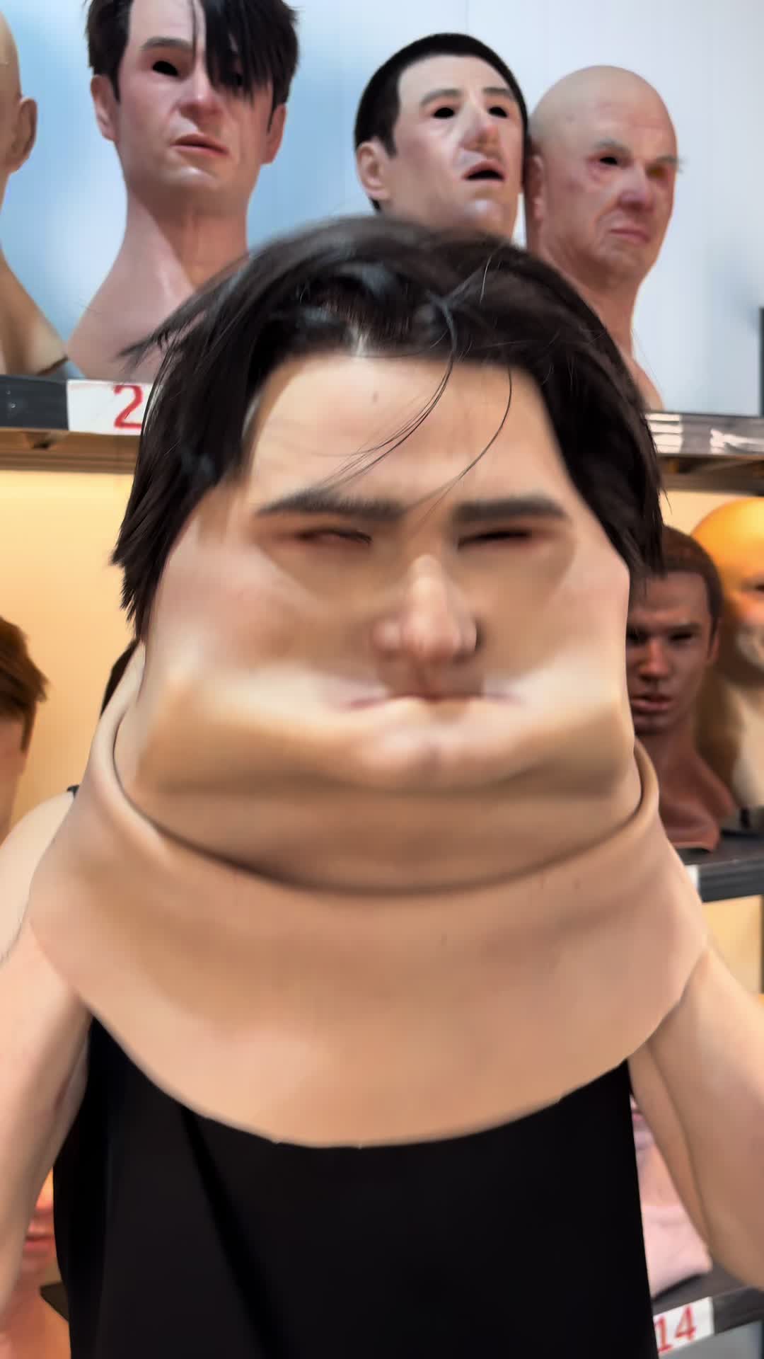 @Lifelikemask