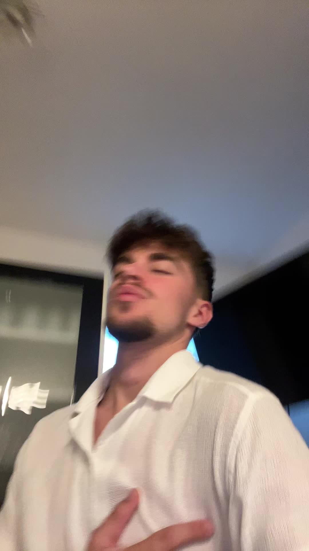 @EdoMedo🐻🇧🇦