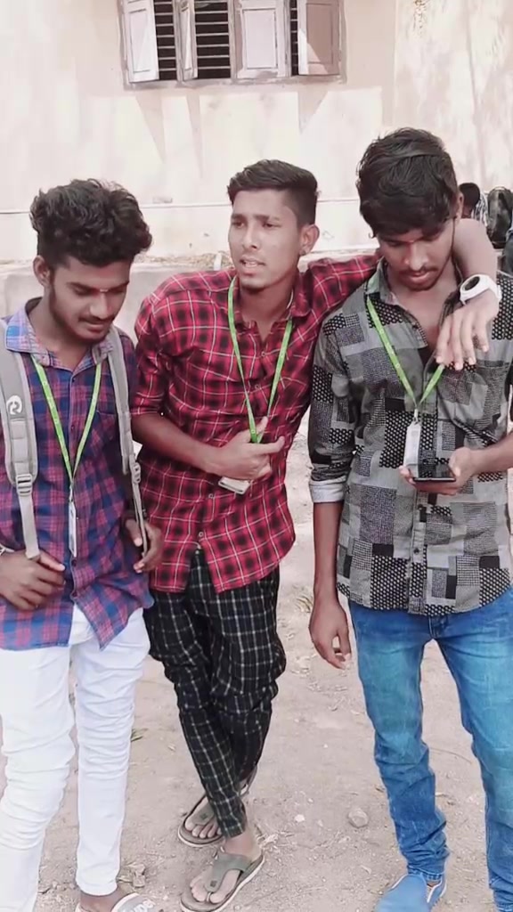 @call me kadhalpaiyan