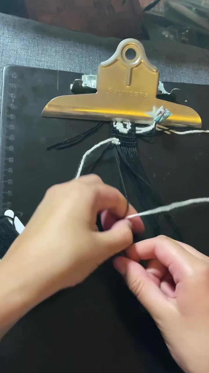 @BreezyKnots