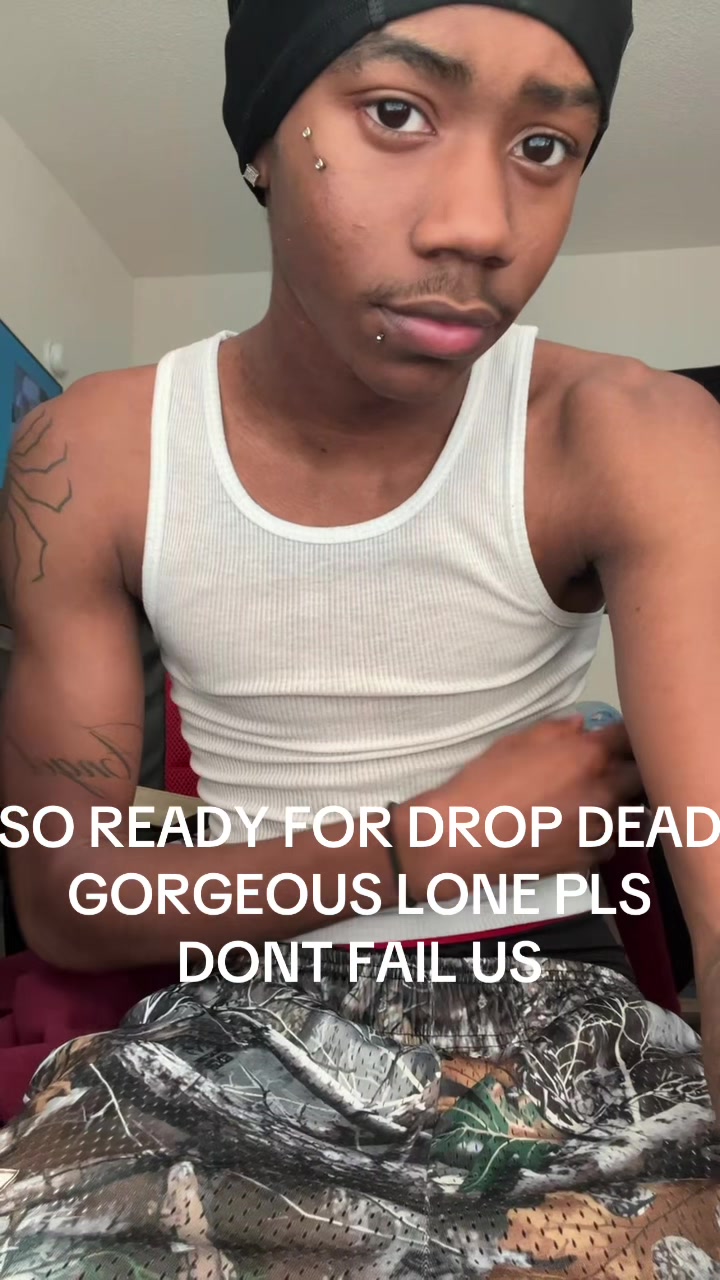 @crosses up