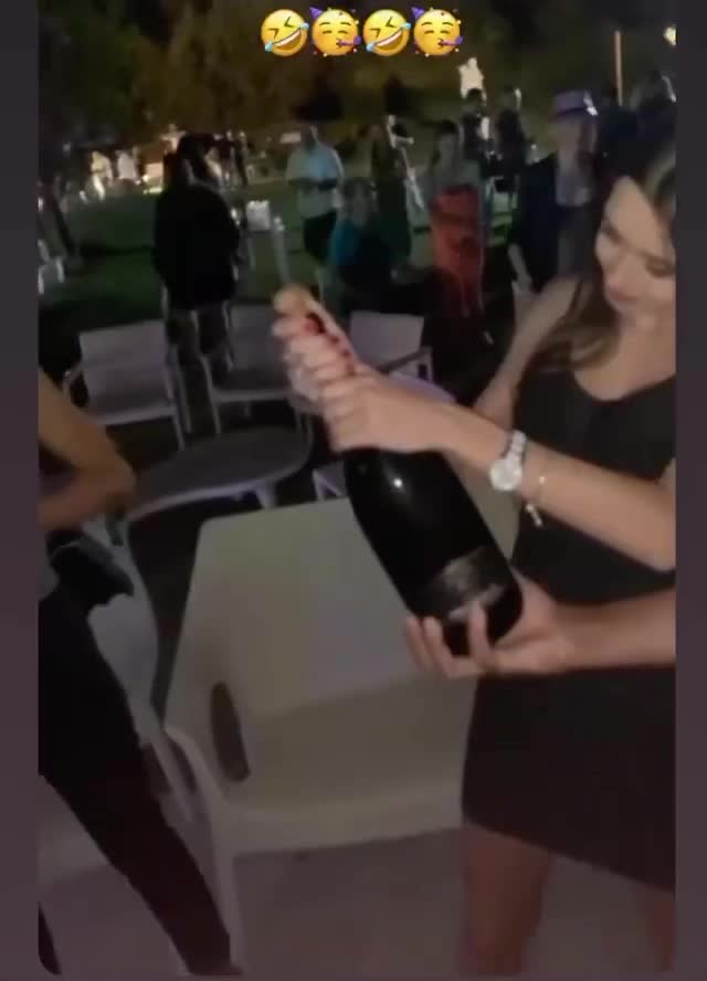 @𝒟𝑒𝒷𝑜𝓇𝒶