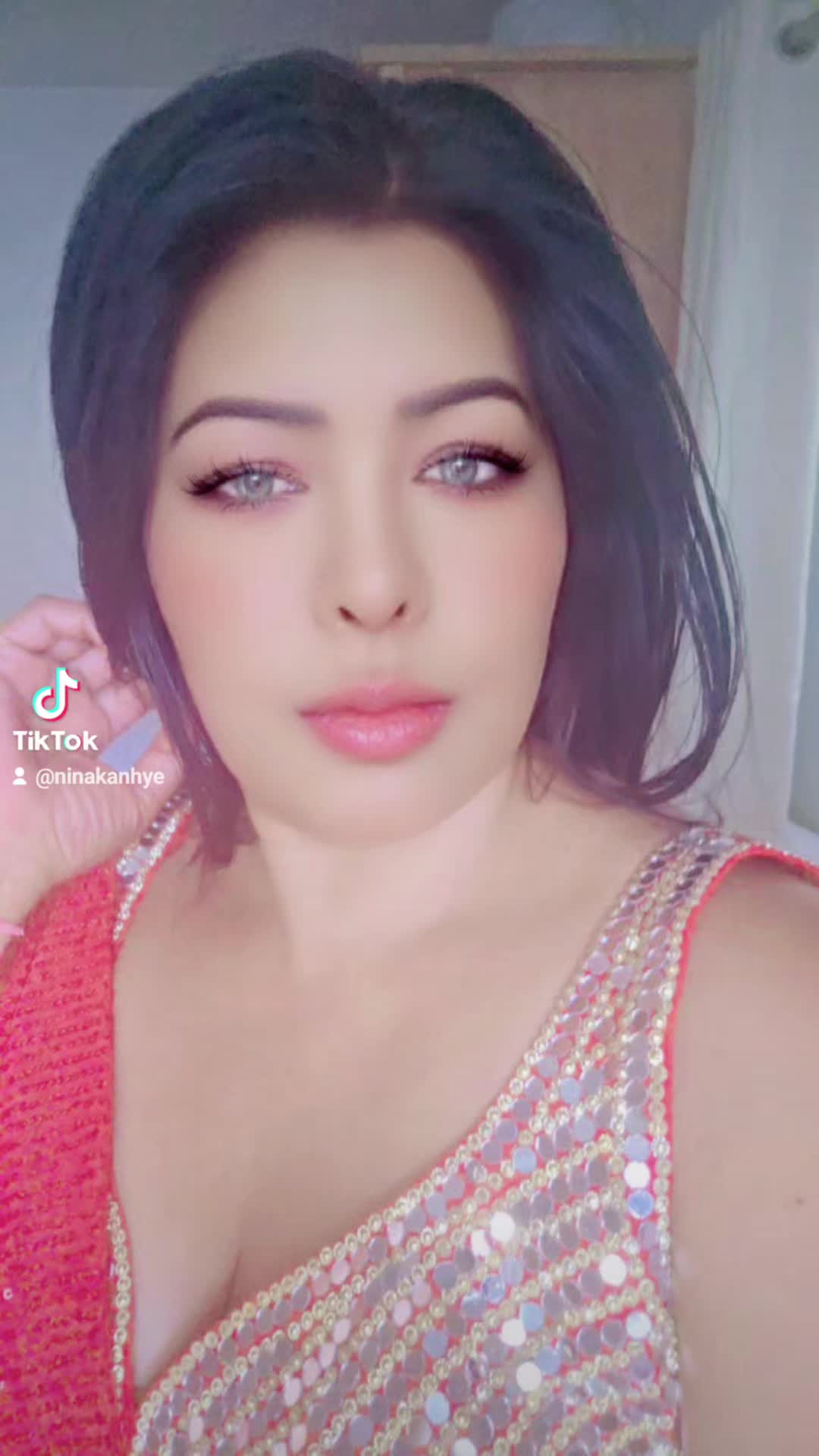 @ninakanhye