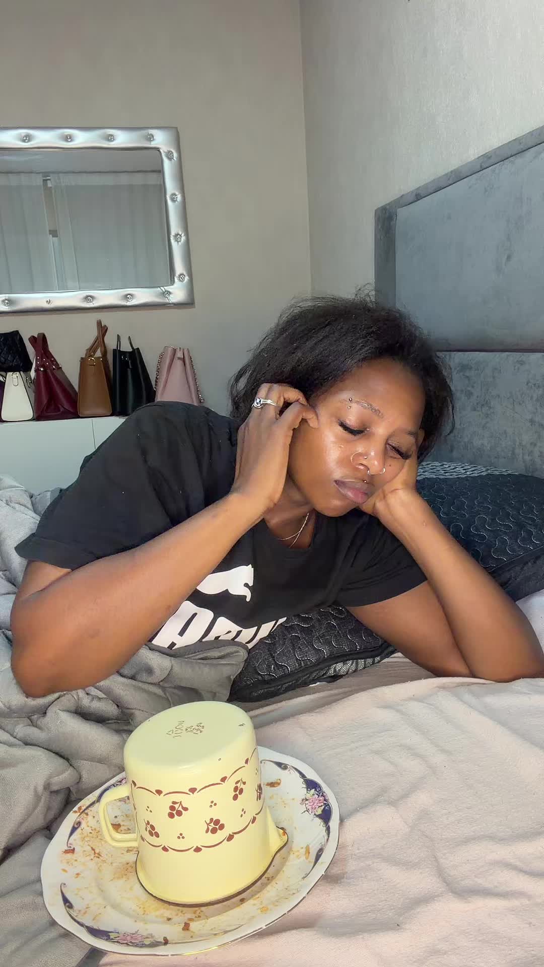 @Veronica Sibonisiwe